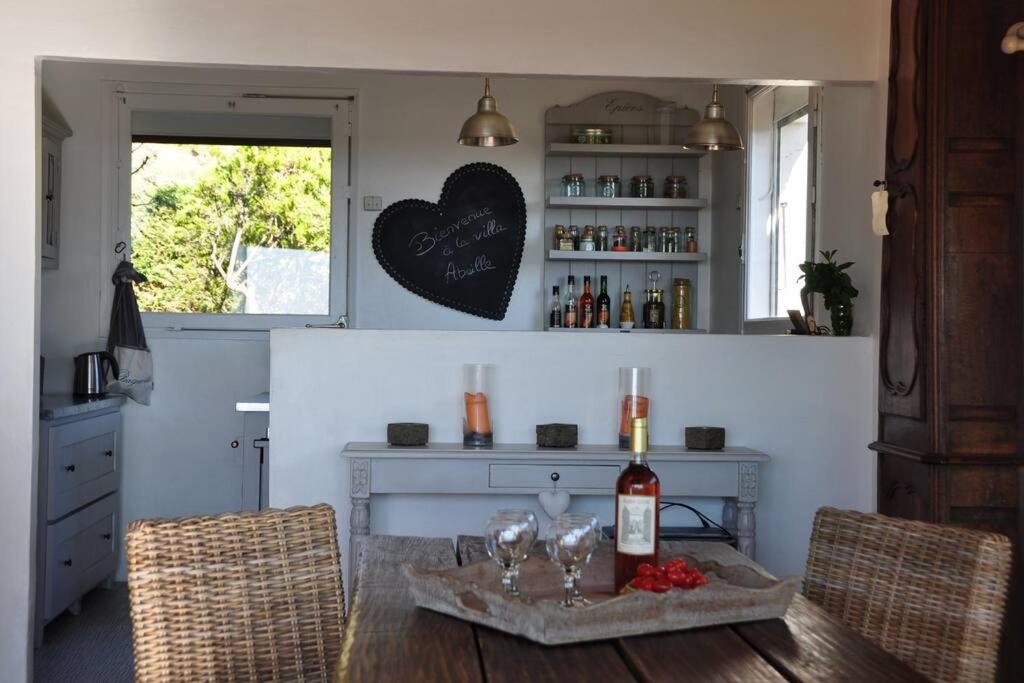Villa Abeille : Douces Vacances D'Ete Avec Vue Mer Cavalaire-sur-Mer Eksteriør bilde